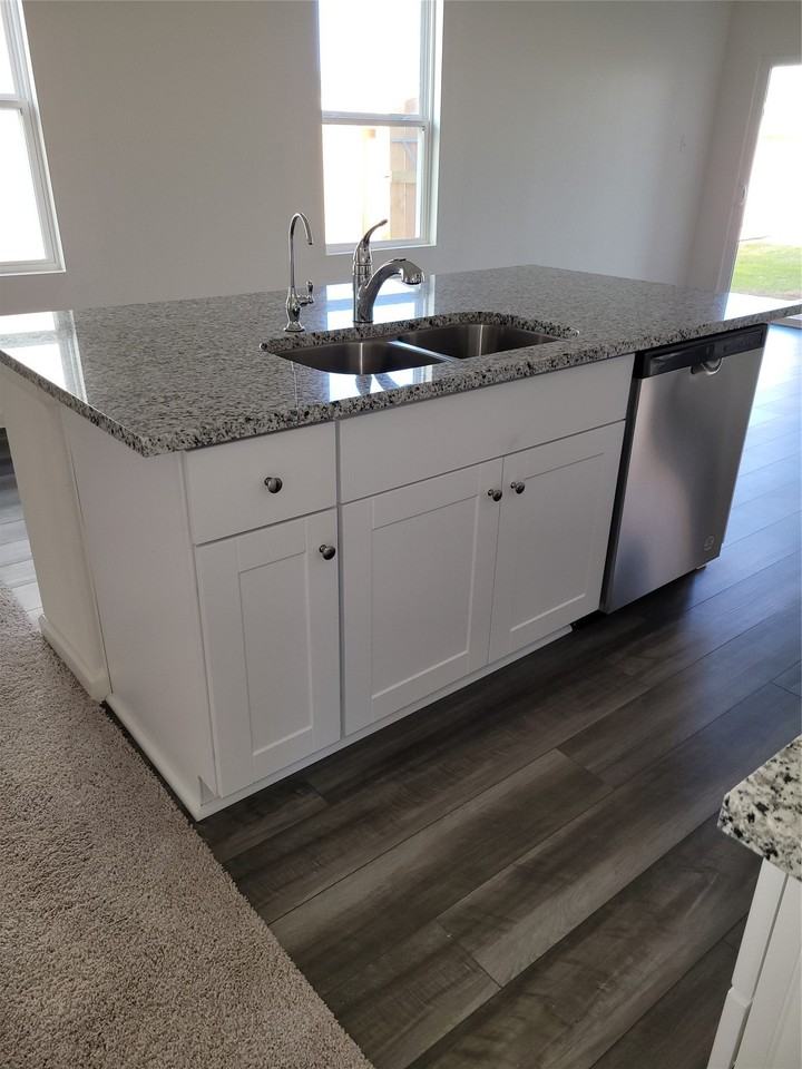 567 Firemoon St - Photo 6 of 18
