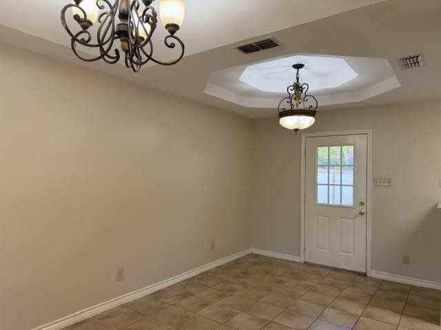 805 Prancer Rd - Photo 5 of 21