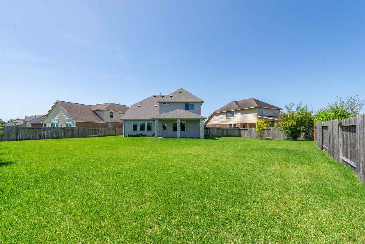 26302 Fox Ridge Ln - Photo 3 of 38