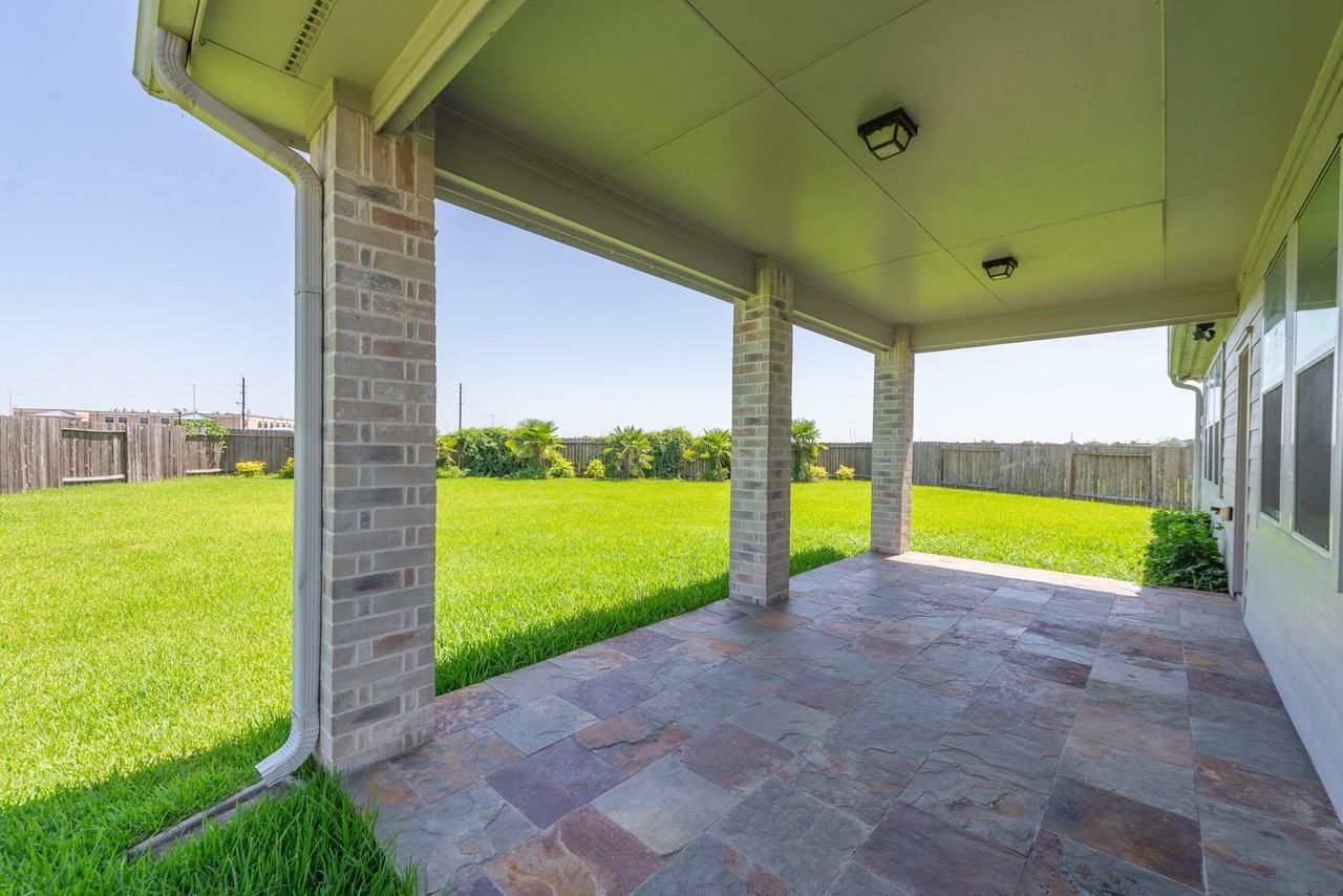 26302 Fox Ridge Ln - Photo 4 of 38