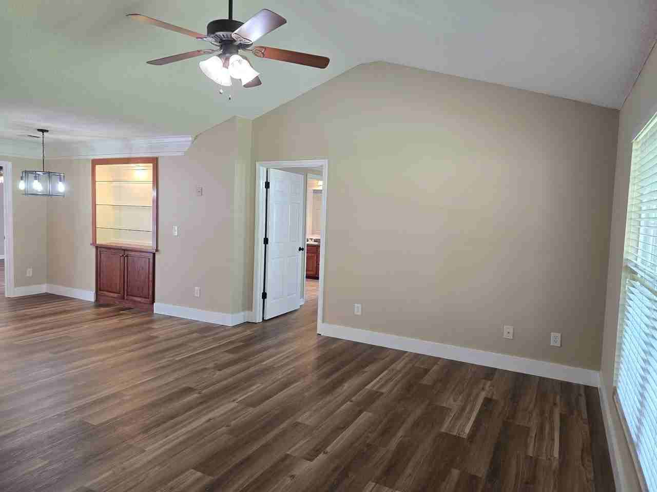 2065 Pinemount Blvd #NA - Photo 3 of 46
