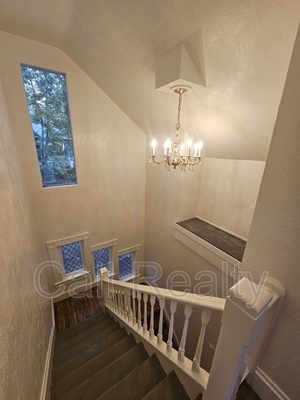 350 E 10th Ave - Photo 5 of 27