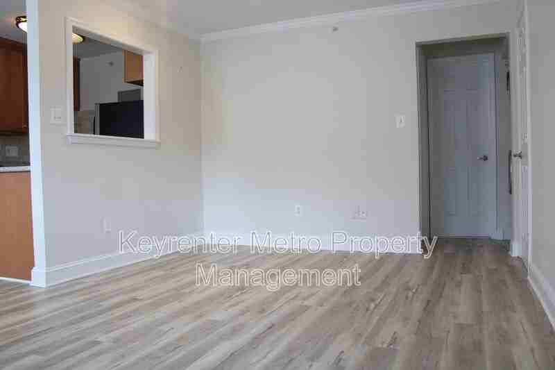 610 Main St #301 - Photo 3 of 20