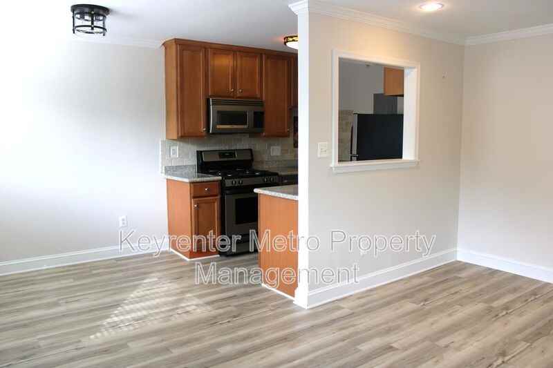610 Main St #301 - Photo 4 of 20