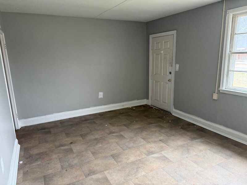 18B Dixie Dr - Photo 2 of 3