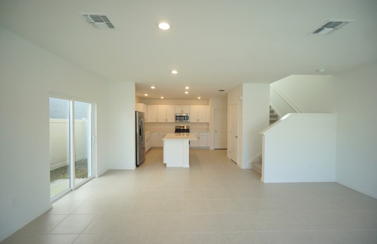 10536 Sage Canyon Dr - Photo 5 of 26