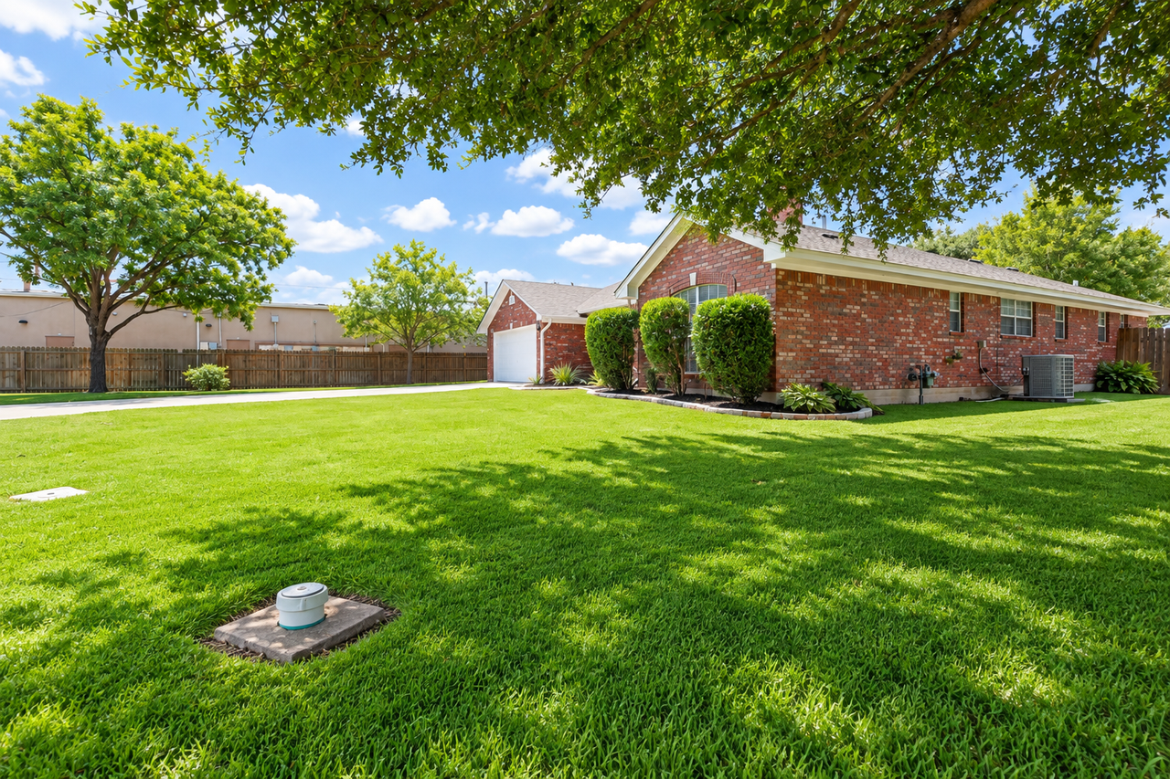 112 Tiger Cir - Photo 3 of 17