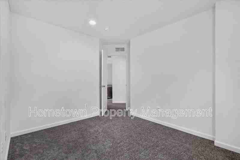 7204 Hidden Meadow Ln - Photo 4 of 43