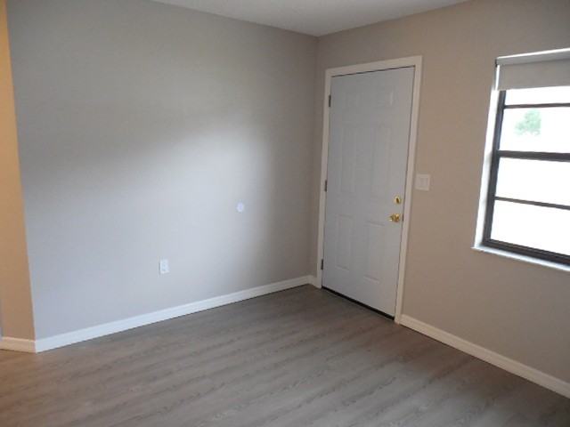 6169 Piedmont Dr - Photo 5 of 38
