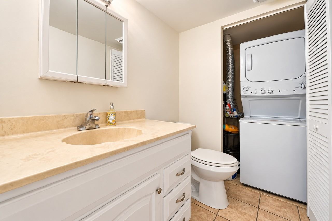 18 Cedar Dunes Dr - Photo 4 of 38