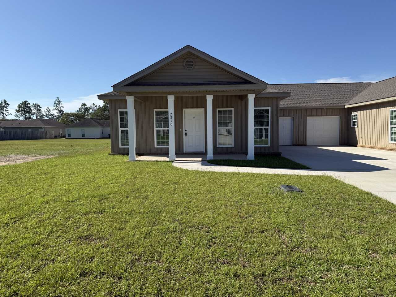 12810A Churchill Dr - Photo 3 of 18
