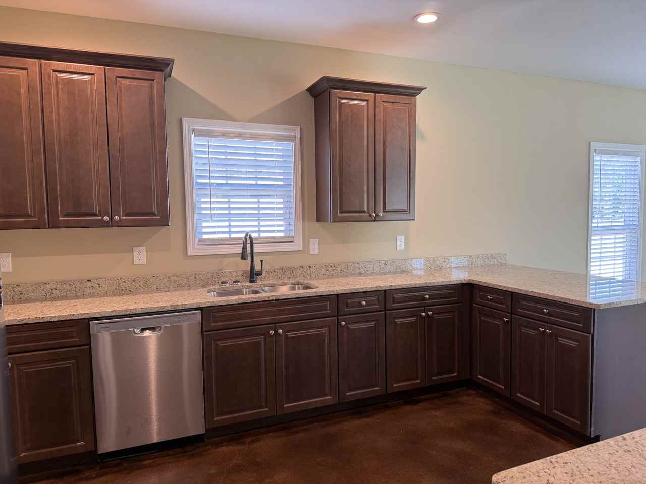 12810A Churchill Dr - Photo 7 of 18