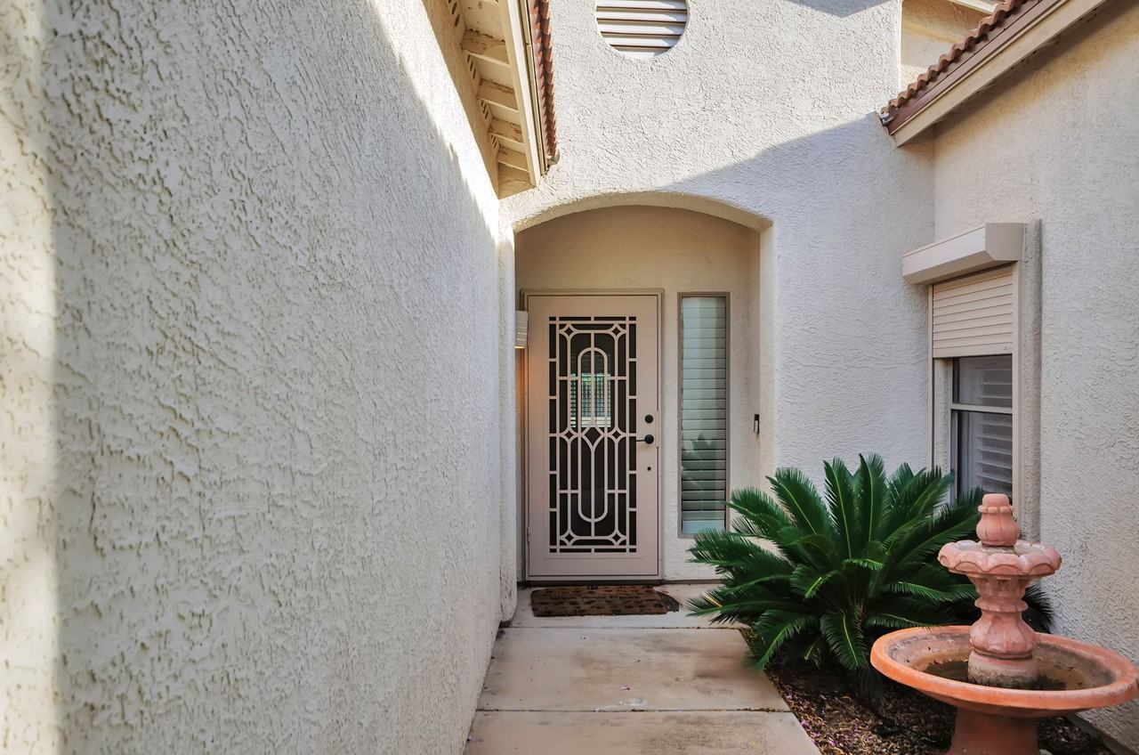 13820 E Via Valderrama - Photo 3 of 27