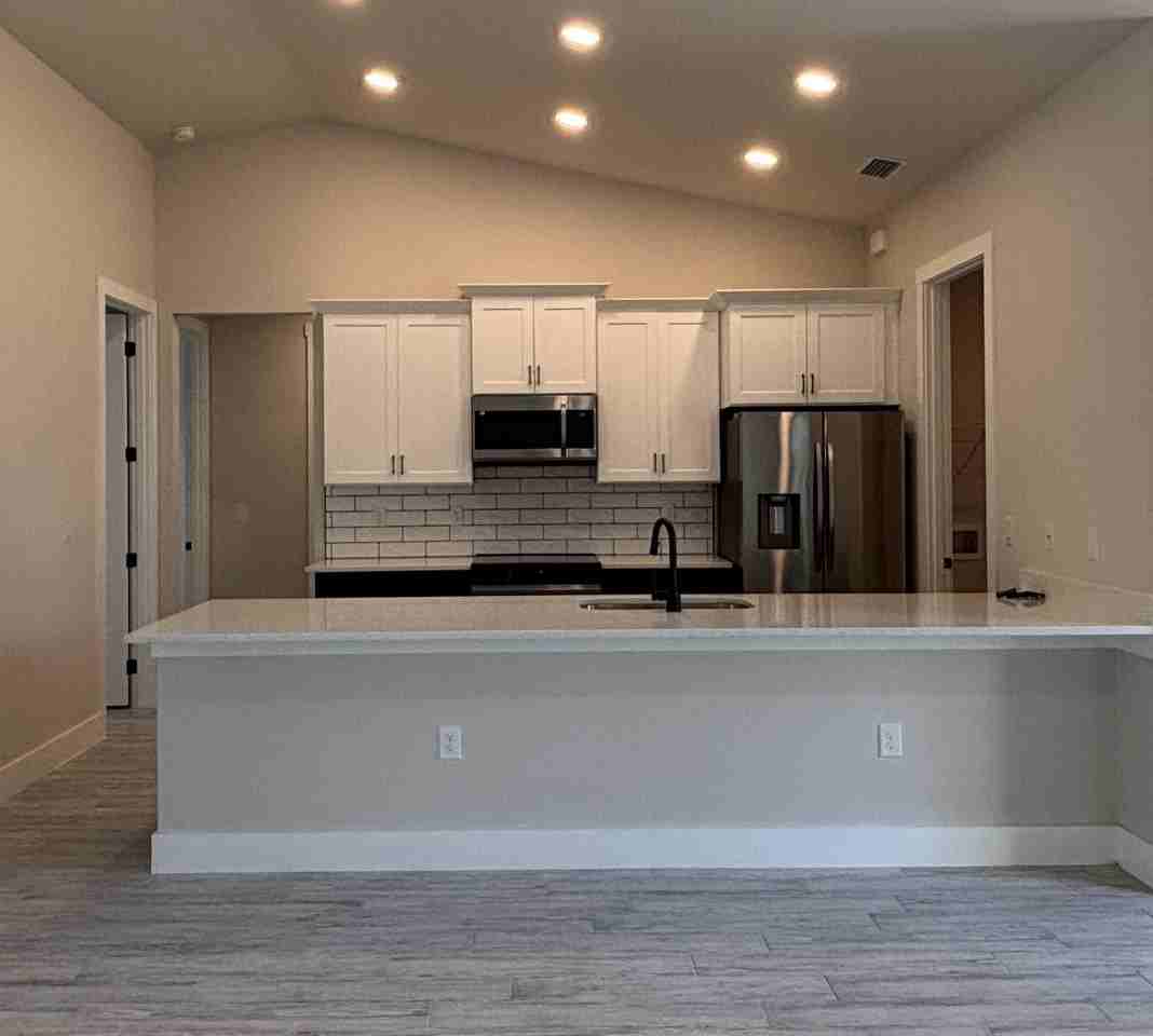 9179 Ravel St - Photo 6 of 35