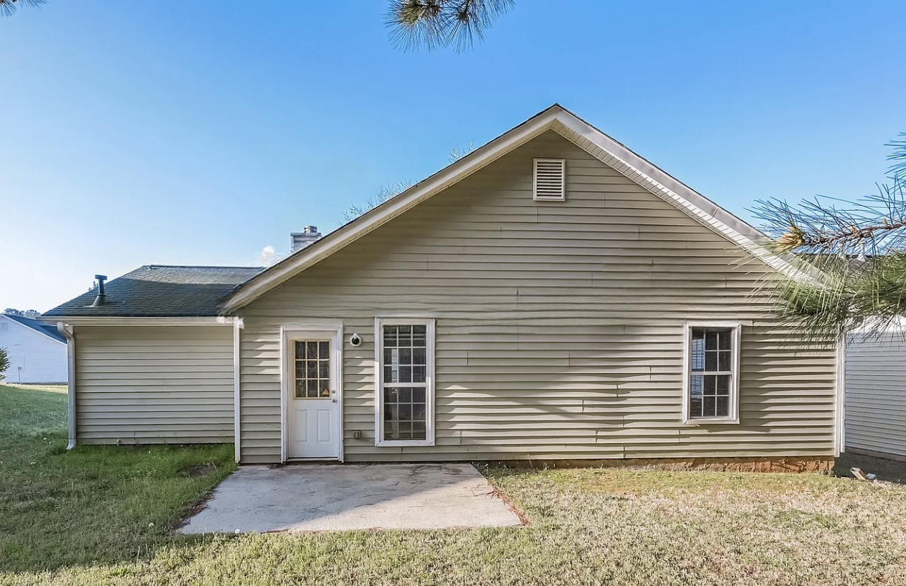 6381 Ariaal Dr - Photo 6 of 6