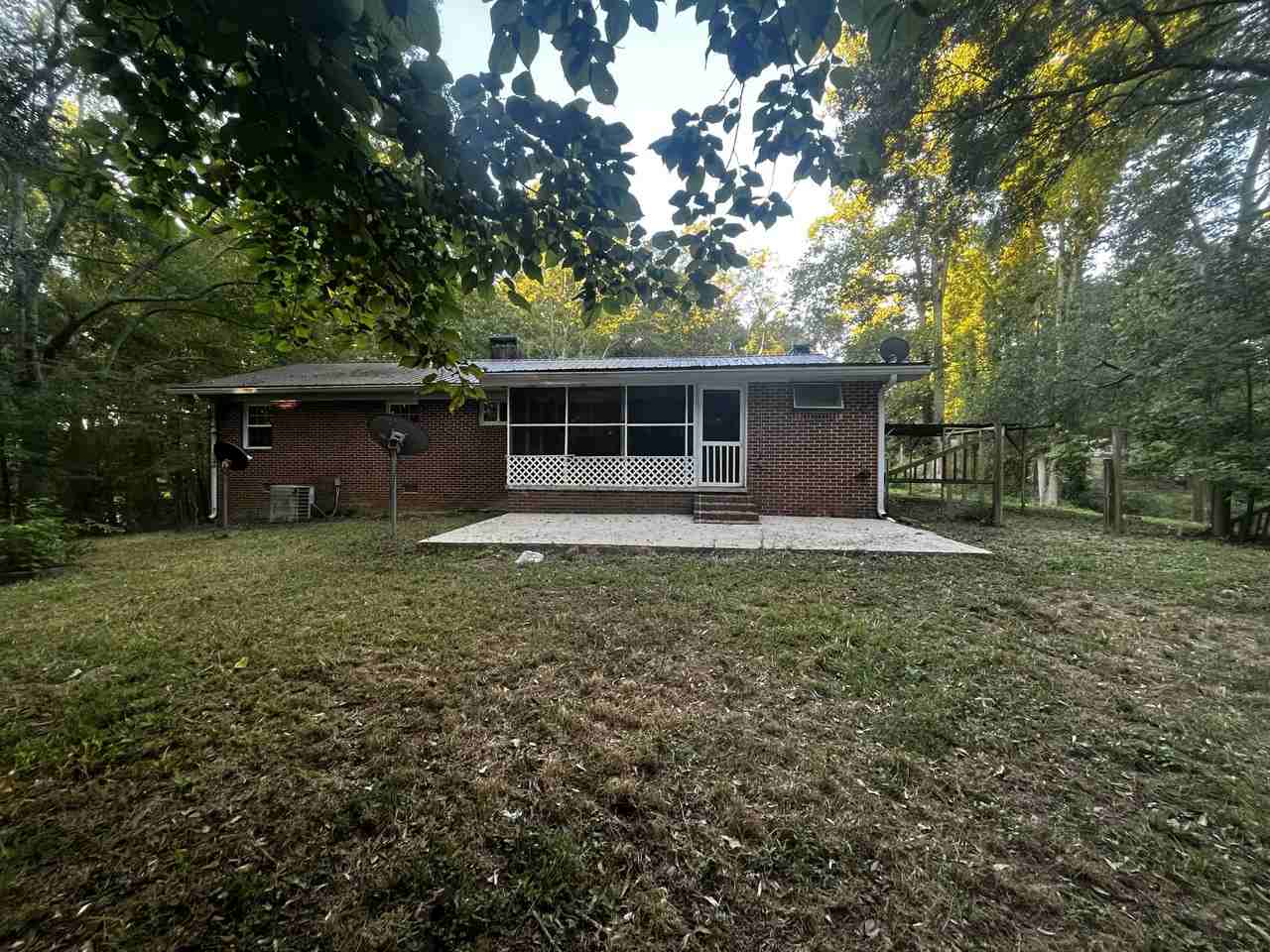 1301 Brickyard Rd - Photo 2 of 31