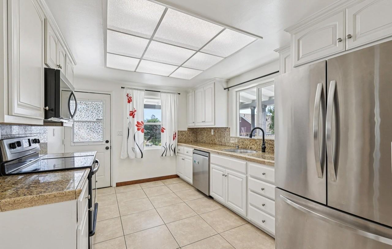 203 D St - Photo 7 of 21