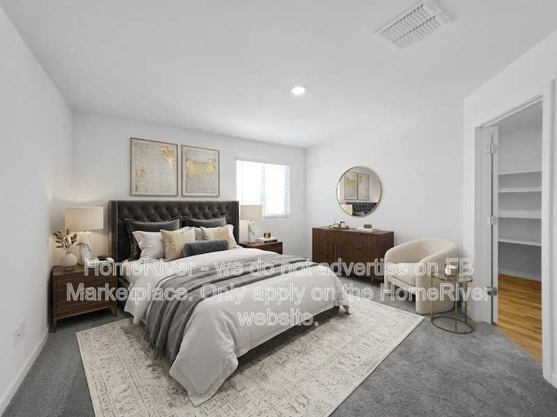 1091 W West Virginia Ave - Photo 3 of 26