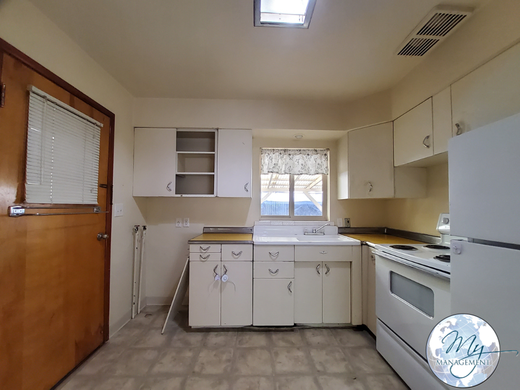 229 Carney St - Photo 3 of 7