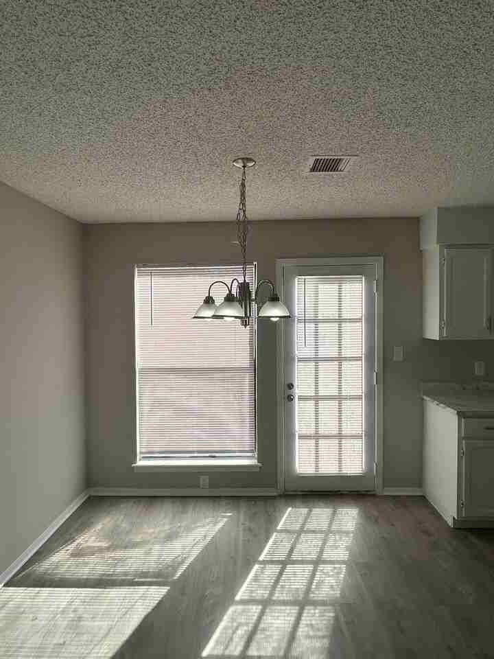 536 W 147th St S - Photo 4 of 16