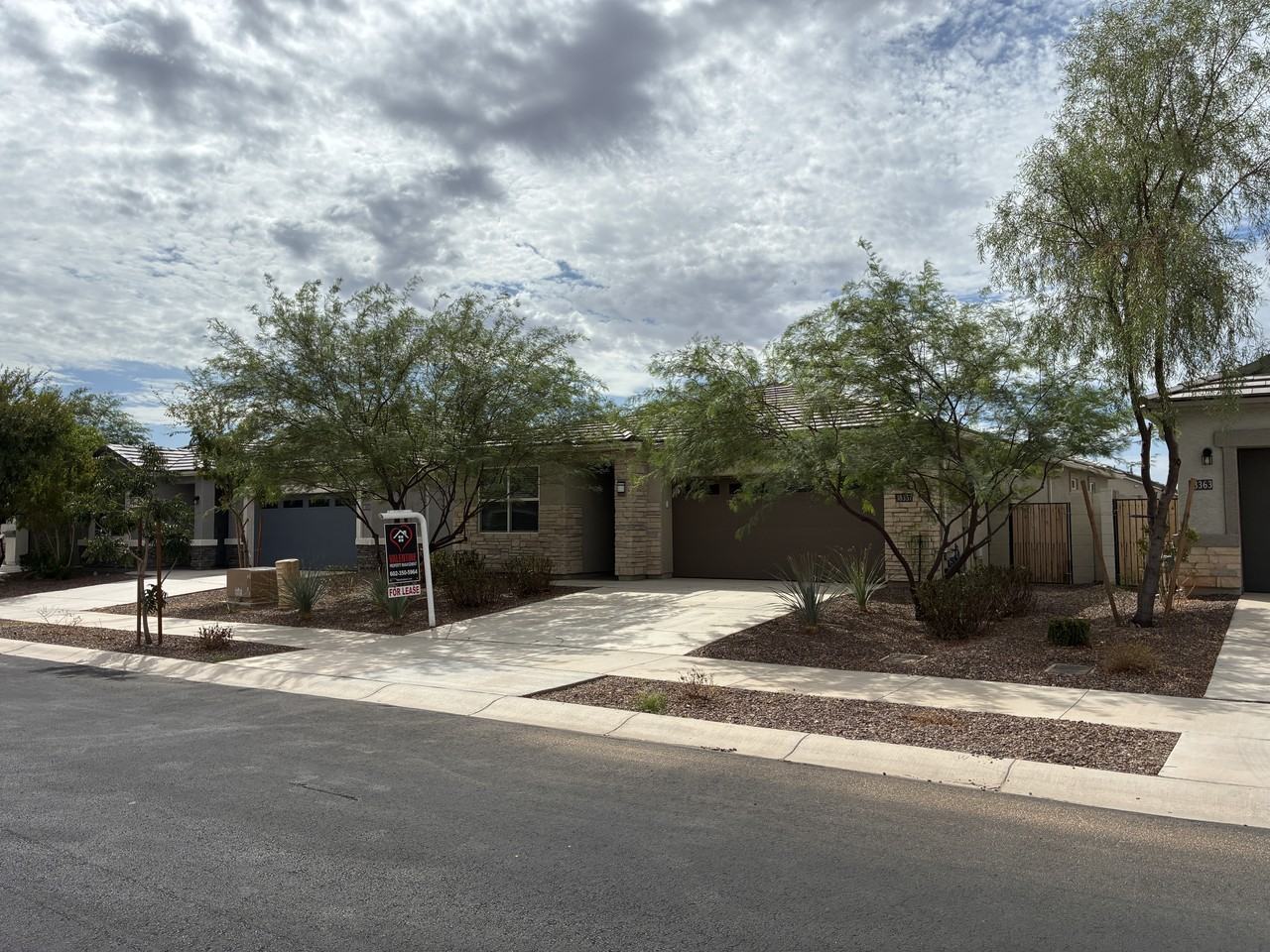 18357 W Artemisa Ave - Photo 2 of 35