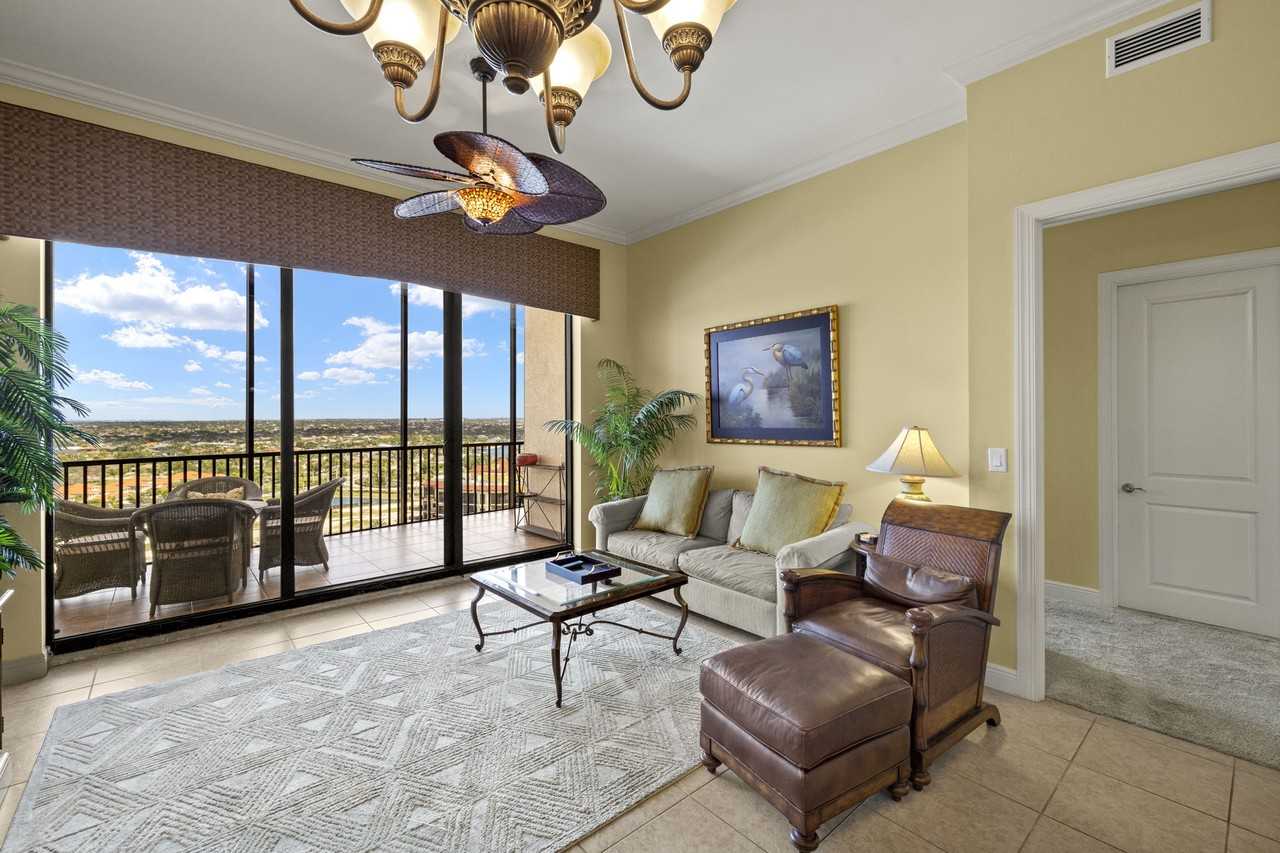 5793 Cape Harbour Dr - Photo 4 of 25