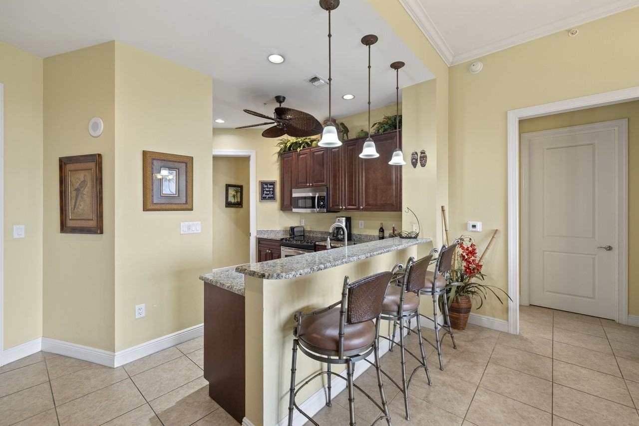 5793 Cape Harbour Dr - Photo 5 of 25