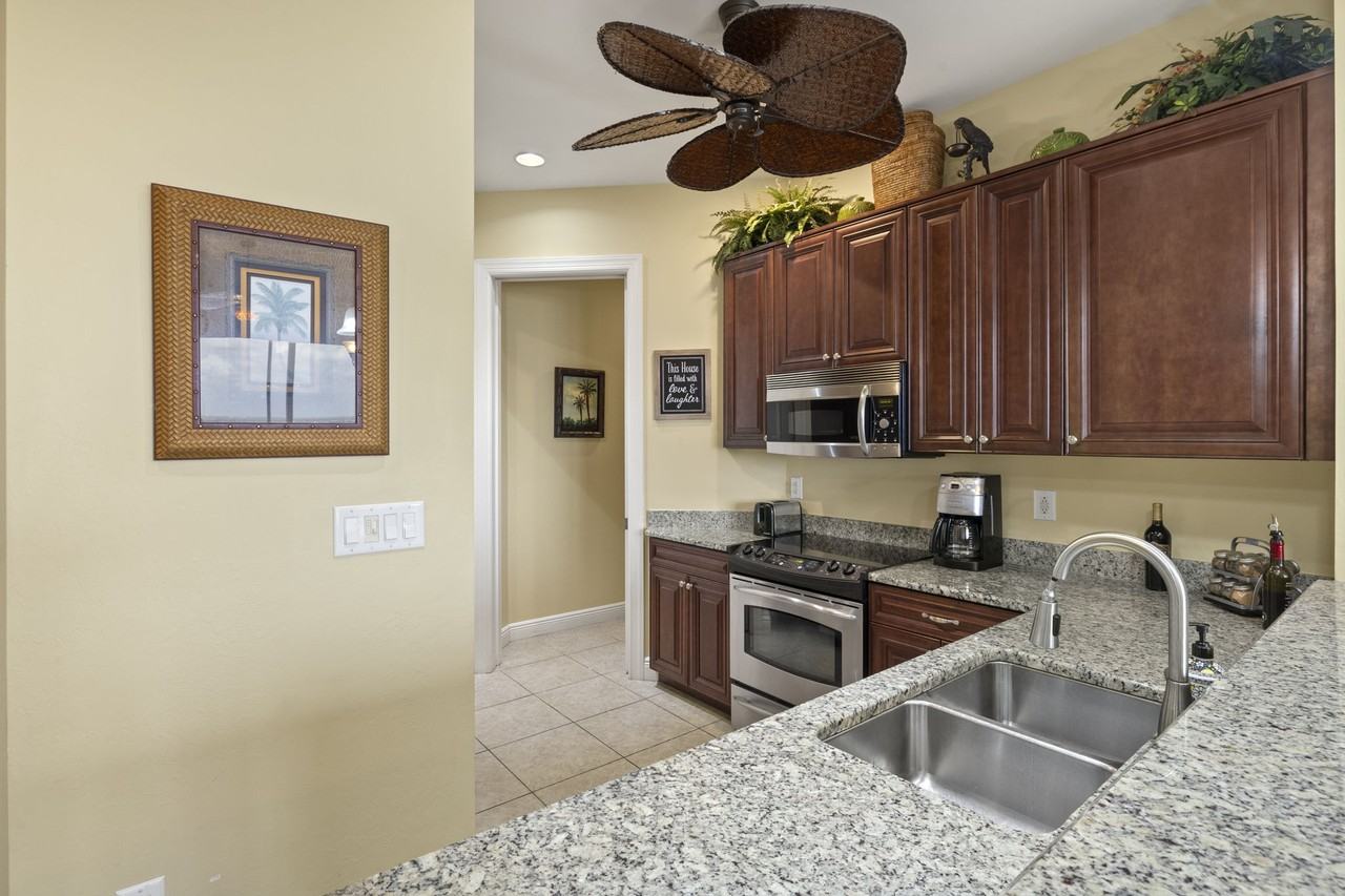 5793 Cape Harbour Dr - Photo 6 of 25