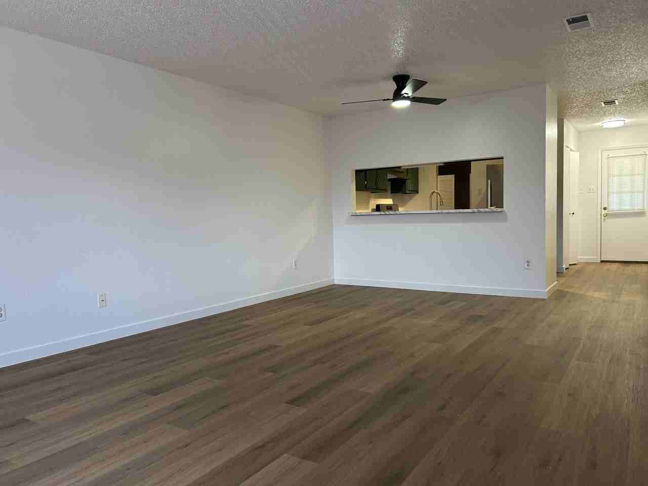 1855 Girard Blvd Ne - Photo 6 of 43