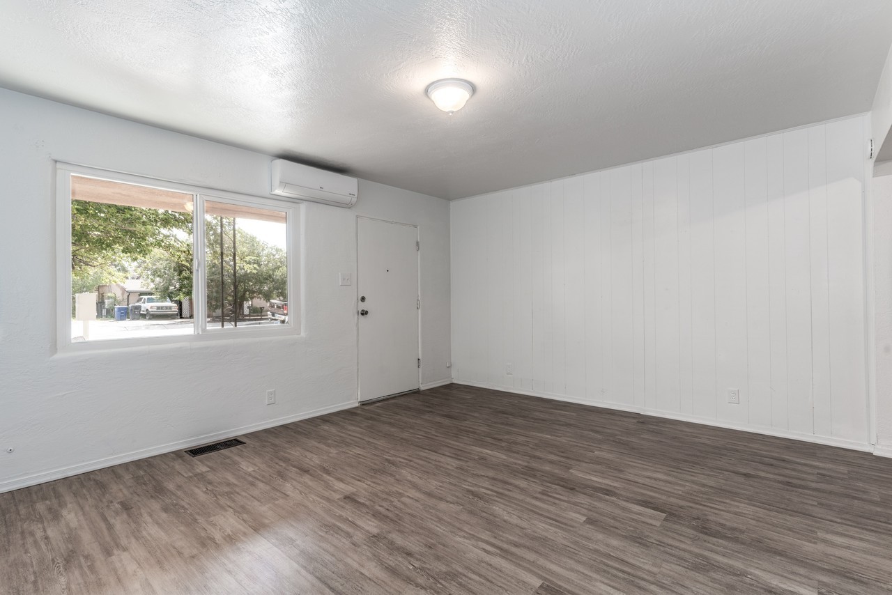 4619 9Th St Nw - Photo 7 of 22