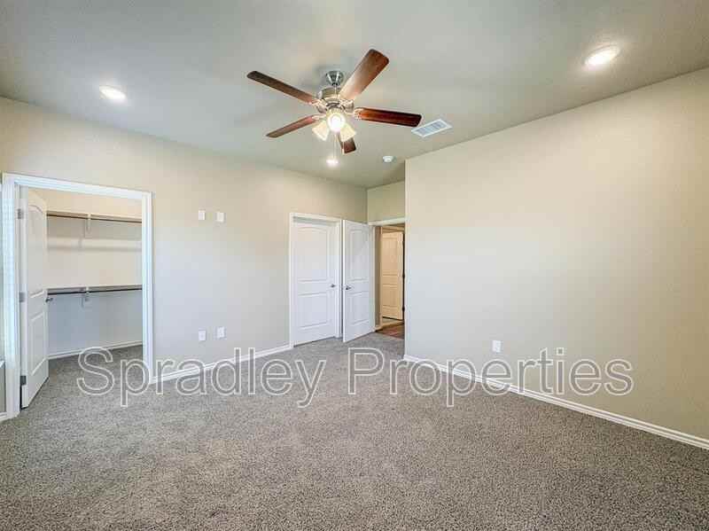1057 Hibiscus Unit A - Photo 7 of 10