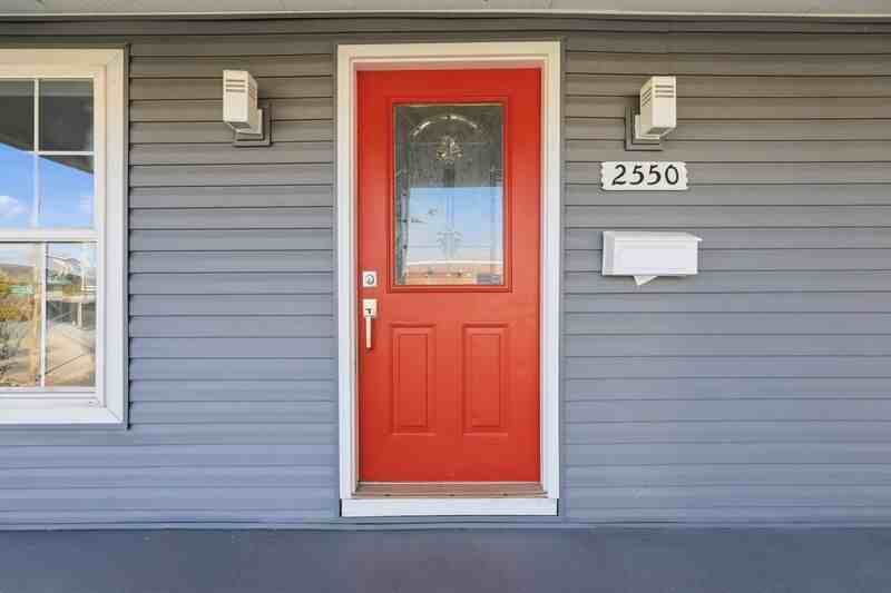 2550 East Ave - Photo 4 of 28
