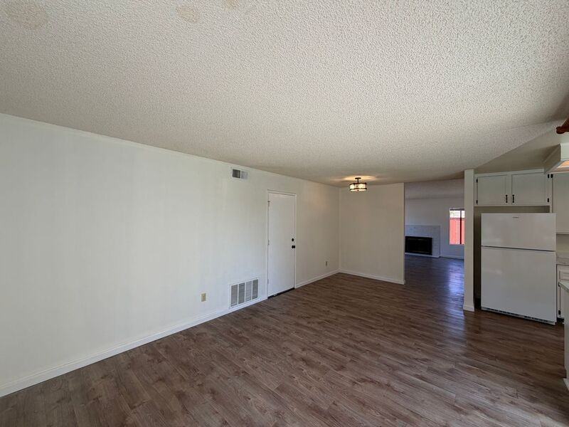 720 Valley Crest Dr - Photo 7 of 27