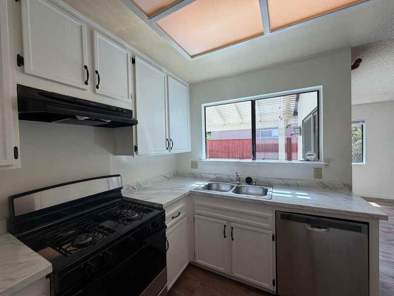 720 Valley Crest Dr - Photo 5 of 27