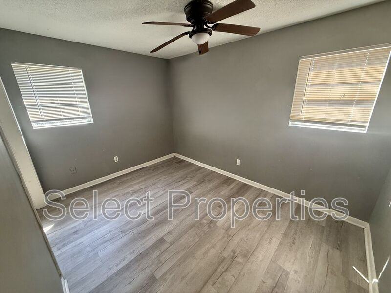 3505 Fairview Dr - Photo 7 of 11