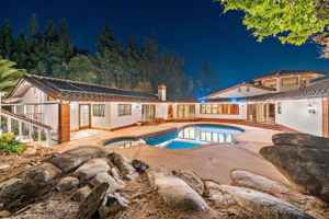 featured image of 18714 Bernardo Trails Dr