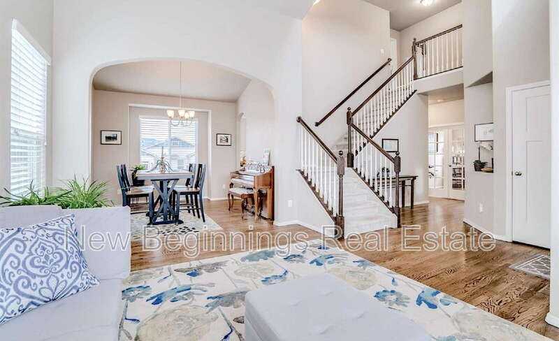 1156 Night Blue Cir - Photo 2 of 16