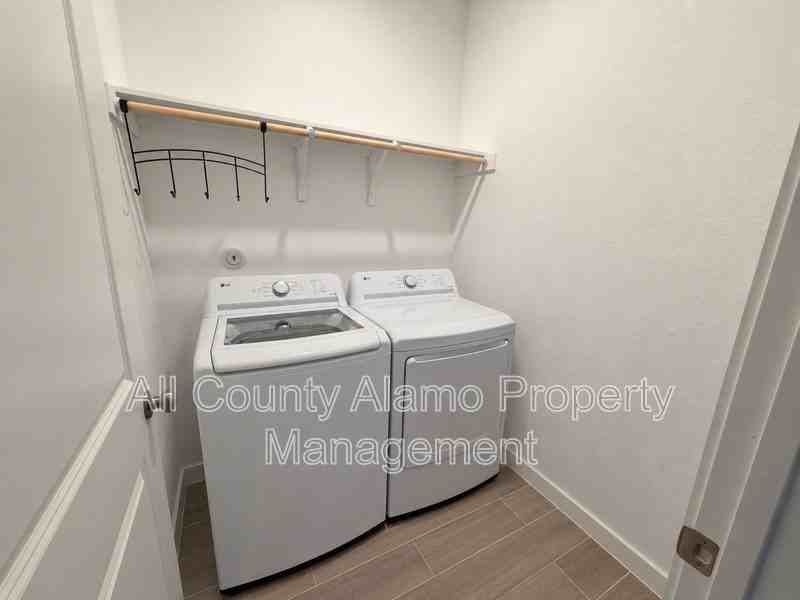 6632 Titan Park - Photo 6 of 17