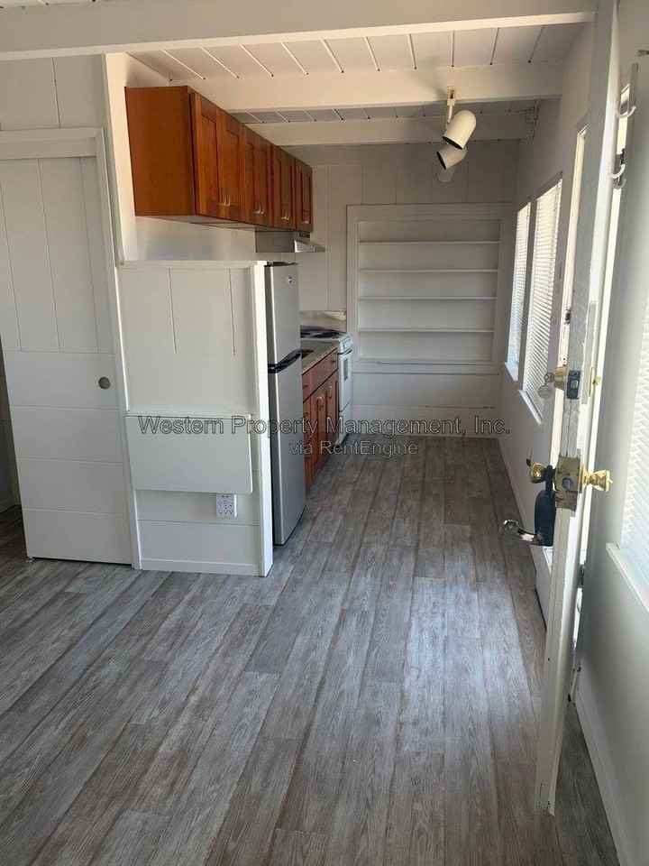 300 State Park Dr #3 - Photo 3 of 10