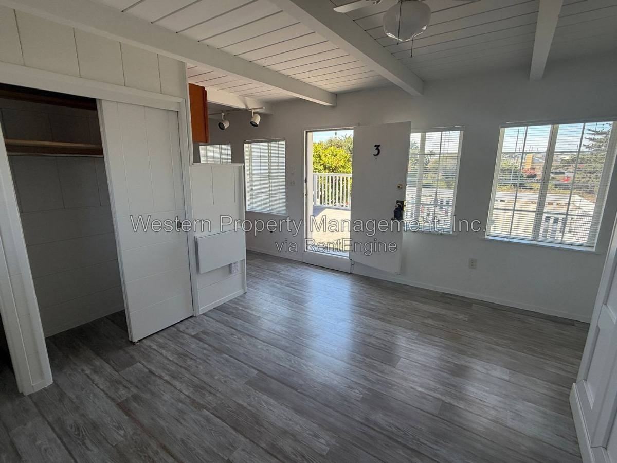 300 State Park Dr #3 - Photo 4 of 10