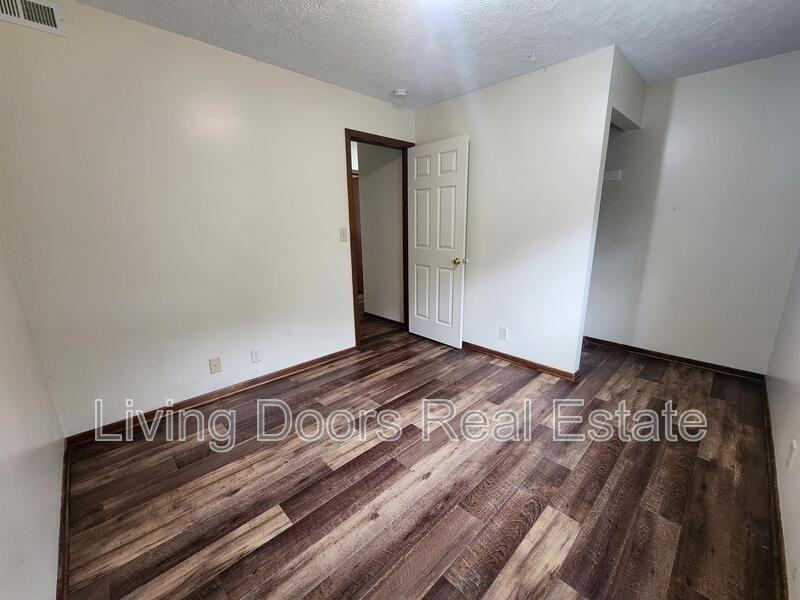 1520 David Dr - Photo 4 of 16