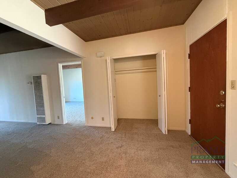 10 Gomez Way #B - Photo 7 of 13