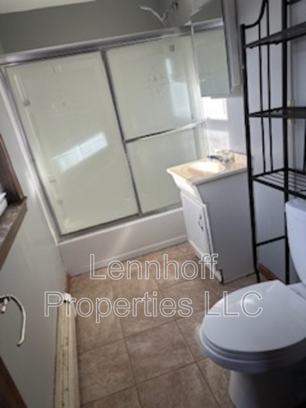 694 Middlesex St - Photo 7 of 12