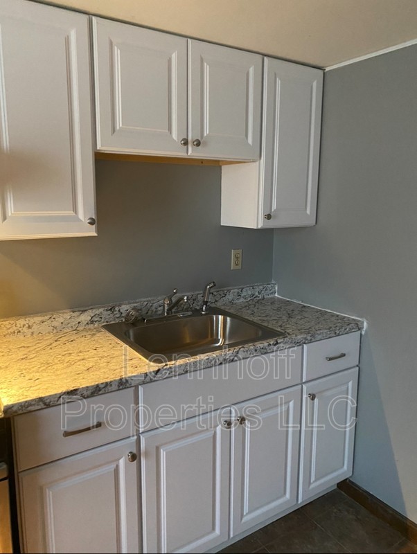 694 Middlesex St - Photo 2 of 12