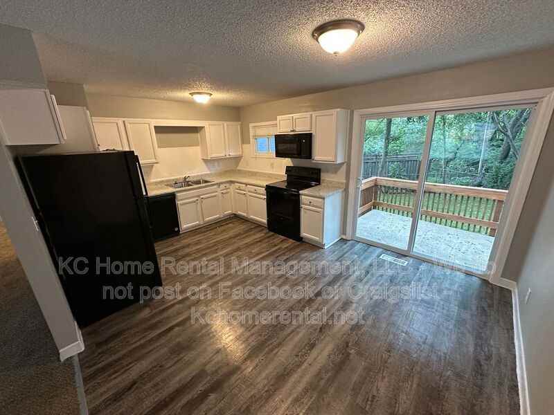 11407 Delmar St - Photo 5 of 25