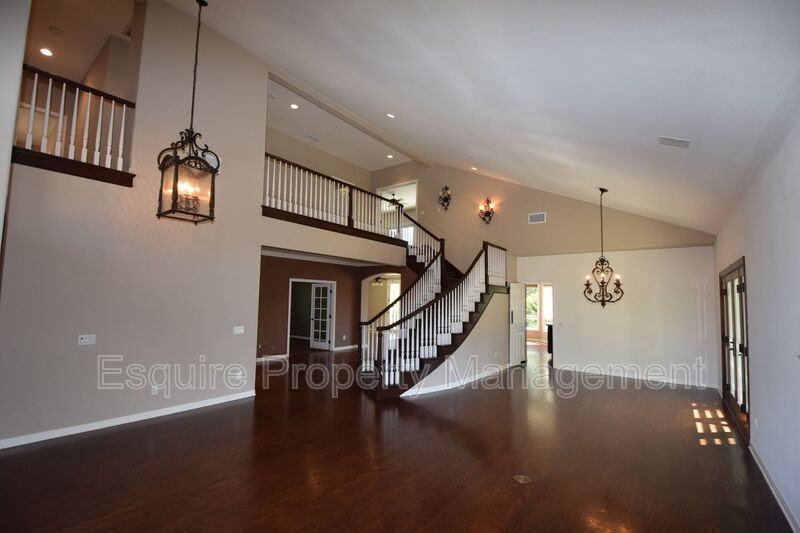 1674 Bushgrove Ct - Photo 7 of 50