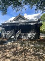 featured image of 2733 Waverly Ave