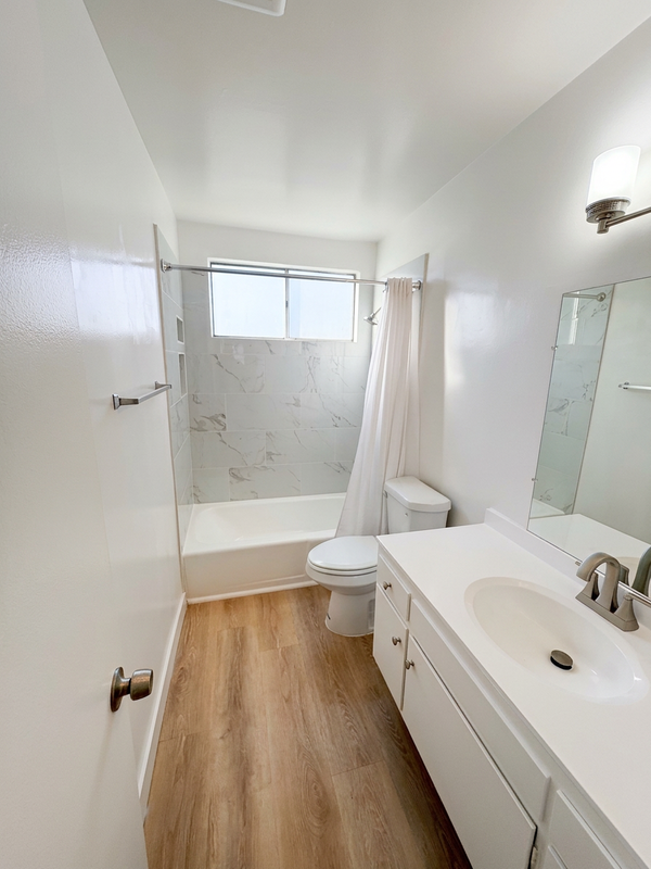 2611 Ocean Ave - Photo 7 of 24