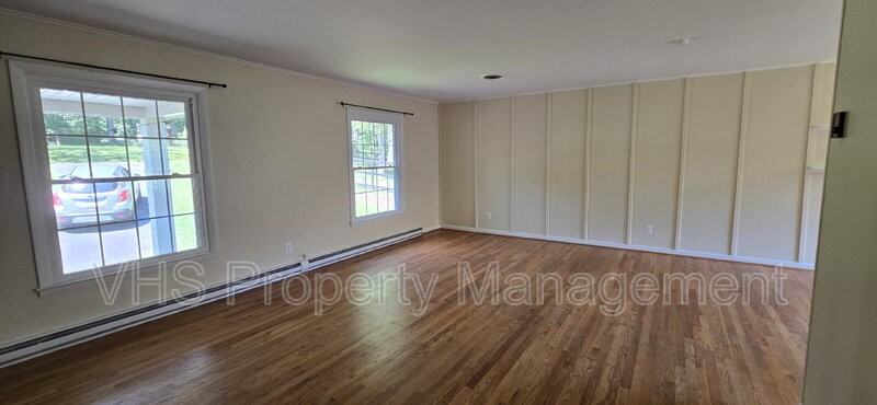 7297 Moss Ln - Photo 5 of 50