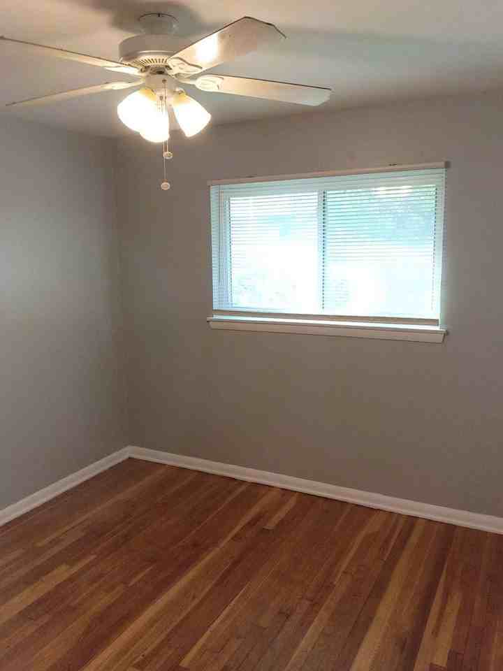 NG 4800 Hampton - Photo 2 of 6